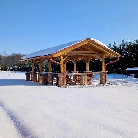 Csigevar Birtok 아파트 Balatonendréd