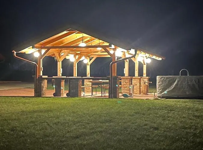 Csigevar Birtok 아파트 *