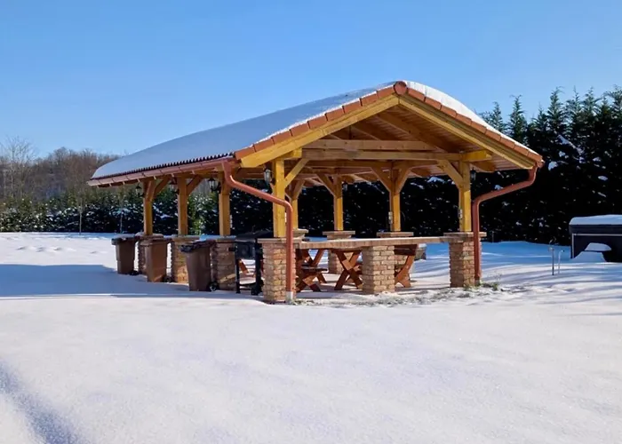 Csigevar Birtok 아파트 Balatonendréd